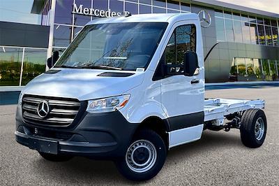 2024 Mercedes-Benz Sprinter 3500XD Standard Roof DRW RWD, Cab Chassis for sale #V249563 - photo 1