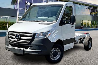 2024 Mercedes-Benz Sprinter 3500XD Standard Roof DRW RWD, Cab Chassis for sale #V249593 - photo 1