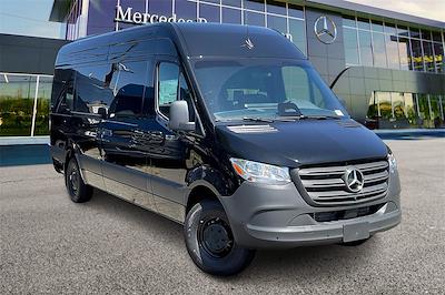 New 2025 Mercedes-Benz Sprinter 2500 High Roof SRW RWD Passenger Van for sale #V258194 - photo 1