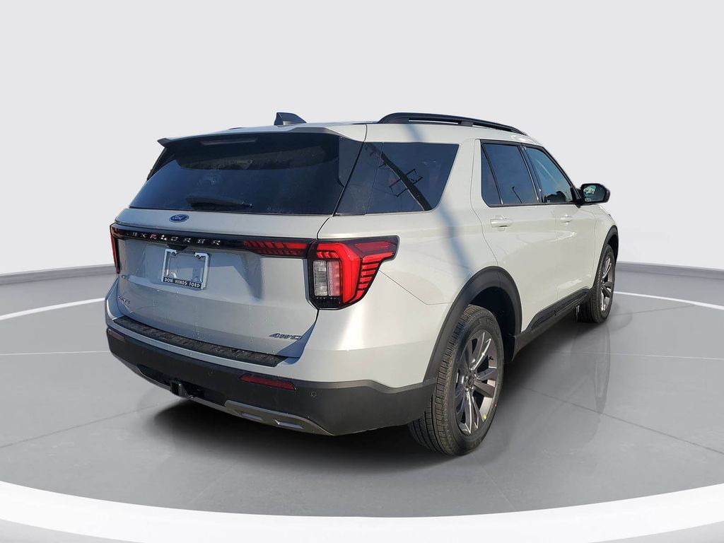 New 2026 Ford Explorer Active - photo 2
