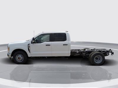 New 2025 Ford F-350 Crew Cab Cab Chassis for sale #NTS5595 - photo 2