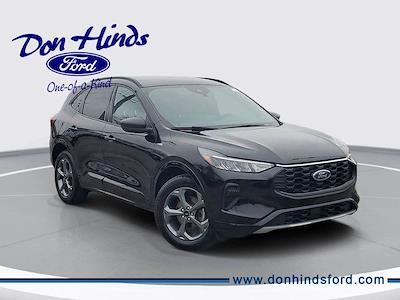 Used 2023 Ford Escape - photo 1