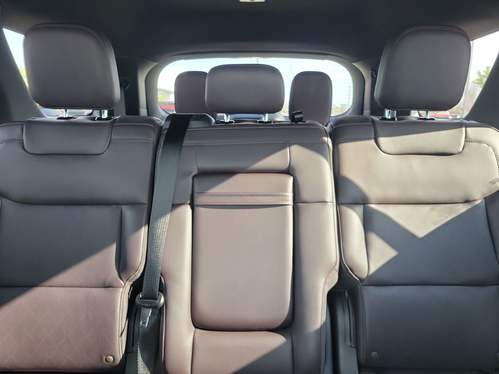 Used 2026 Ford Explorer - photo 35