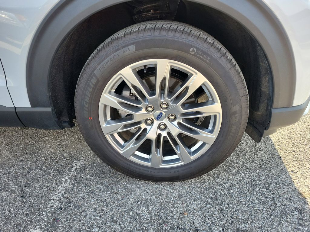 Used 2026 Ford Explorer - photo 7