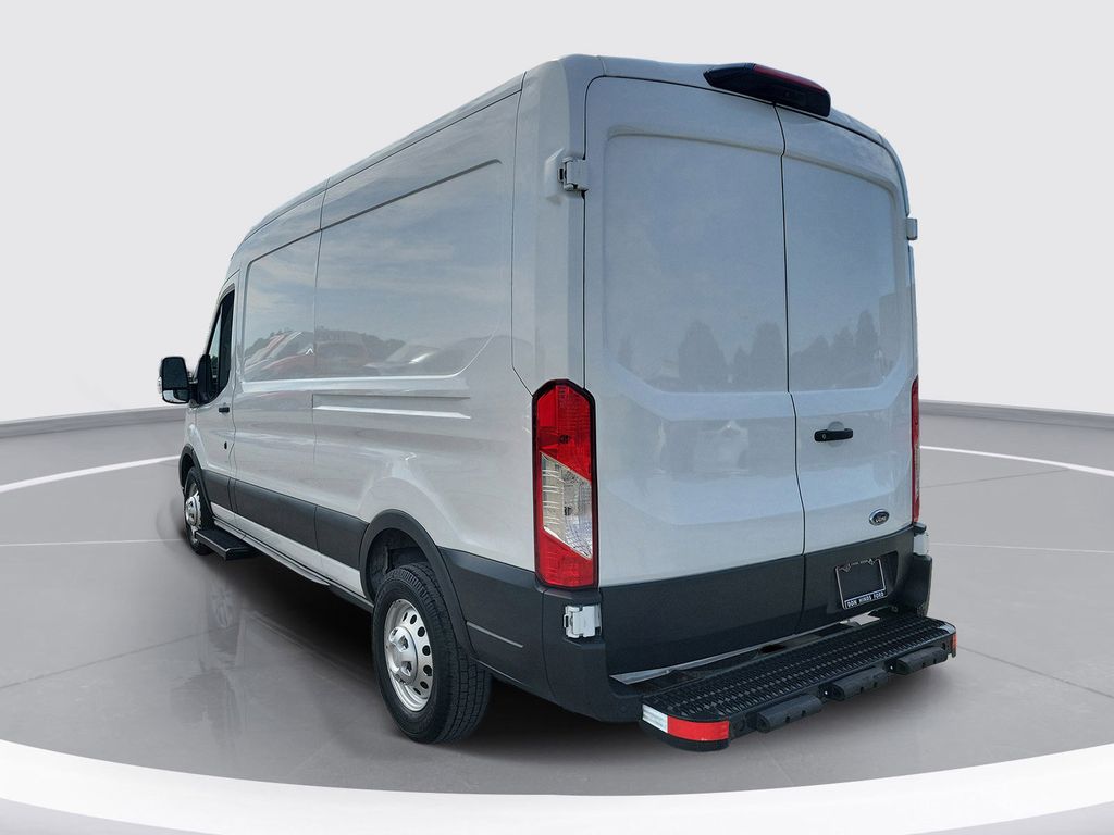 Used 2023 Ford Transit 150 - photo 5