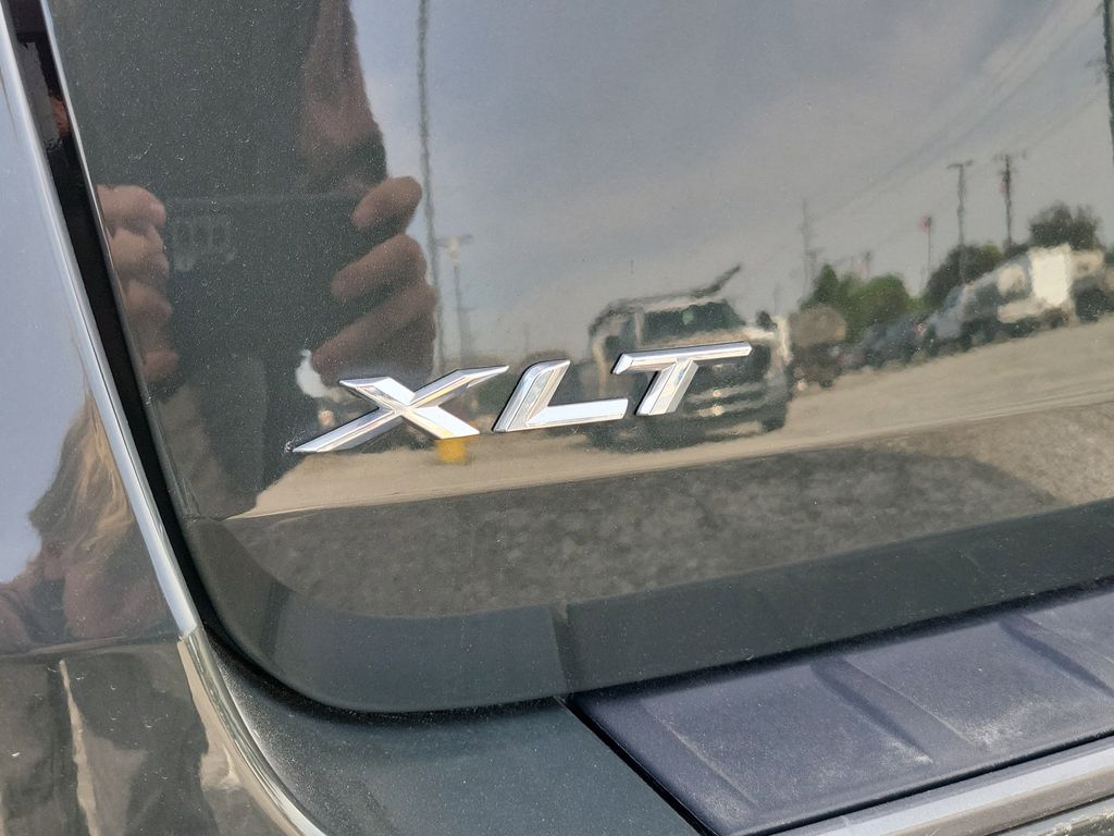 Used 2023 Ford Explorer - photo 9