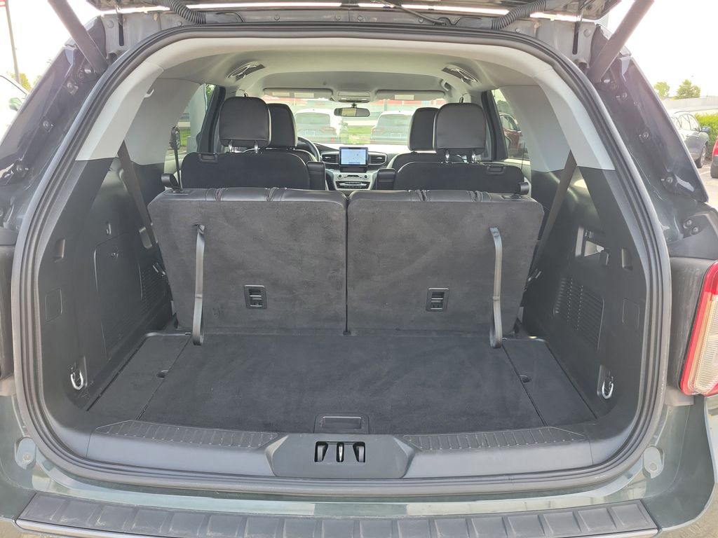 Used 2023 Ford Explorer - photo 10