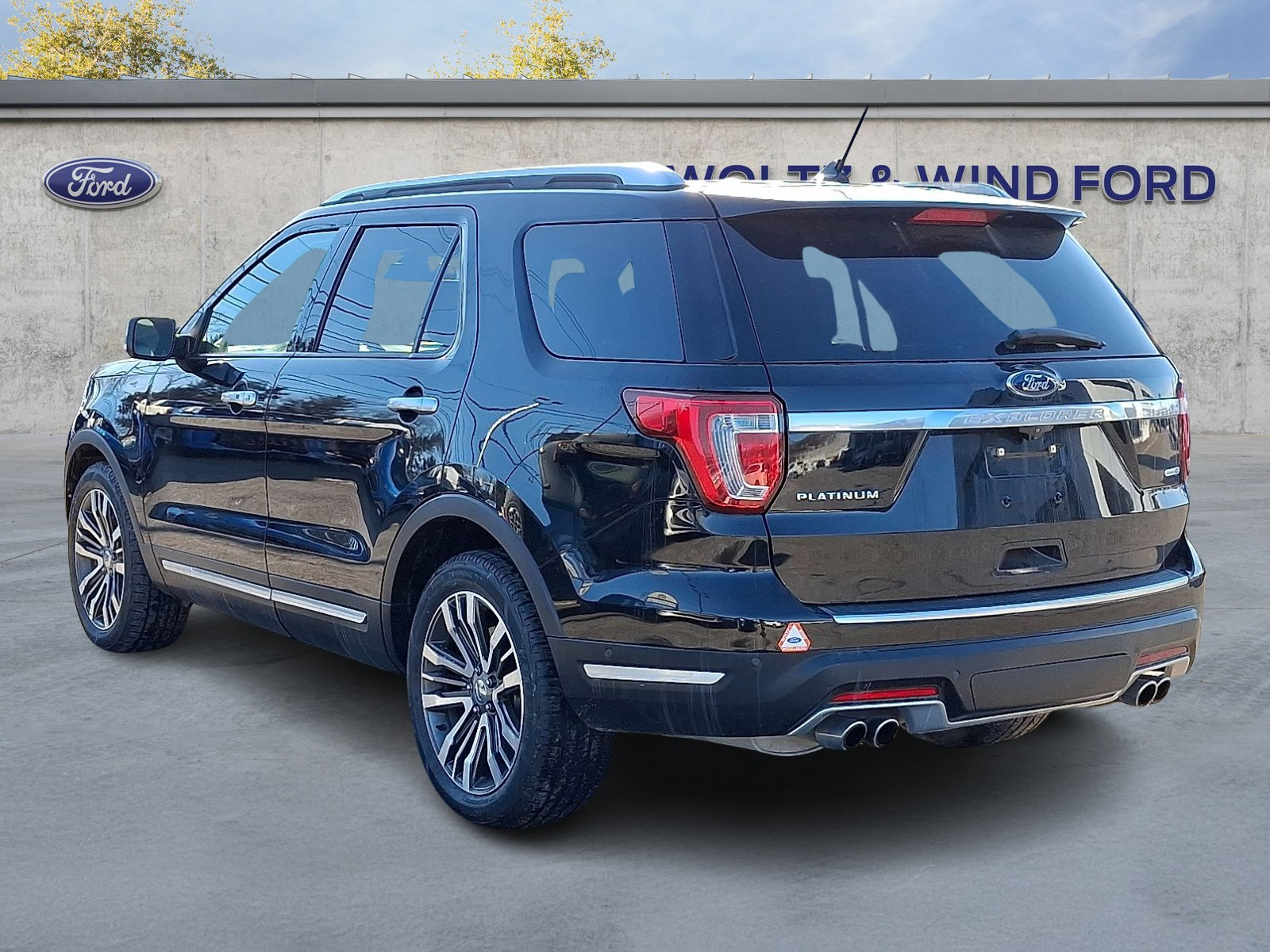 Used 2018 Ford Explorer - photo 6