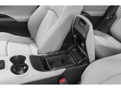 Used 2023 Toyota Venza - photo 1