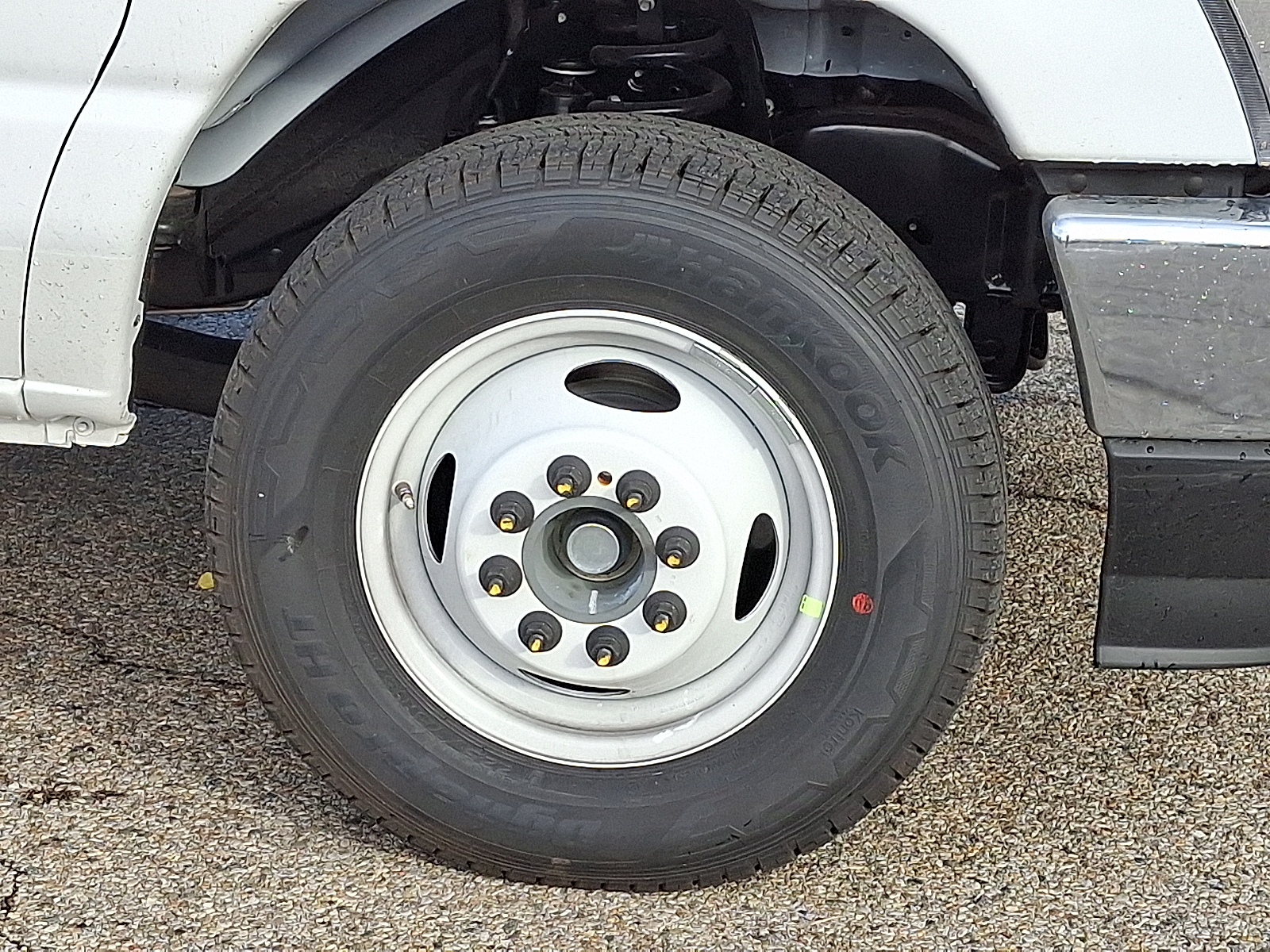New 2026 Ford E-350 - photo 10