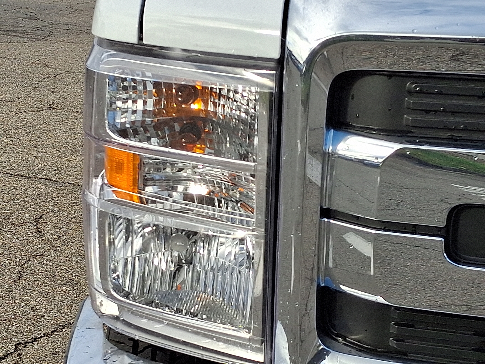 New 2026 Ford E-350 - photo 11
