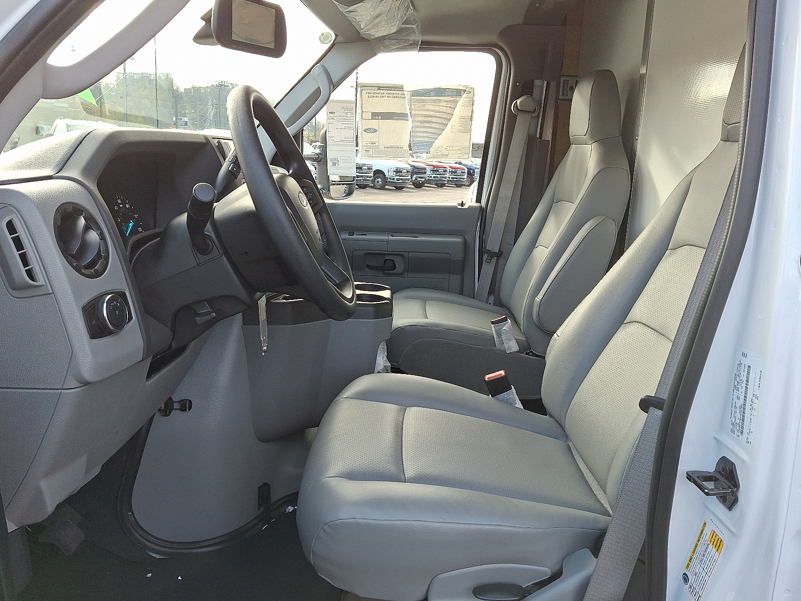 New 2026 Ford E-350 - photo 14