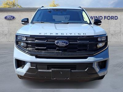 Used 2025 Ford Expedition - photo 1