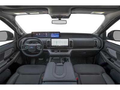 Used 2025 Ford Expedition - photo 1