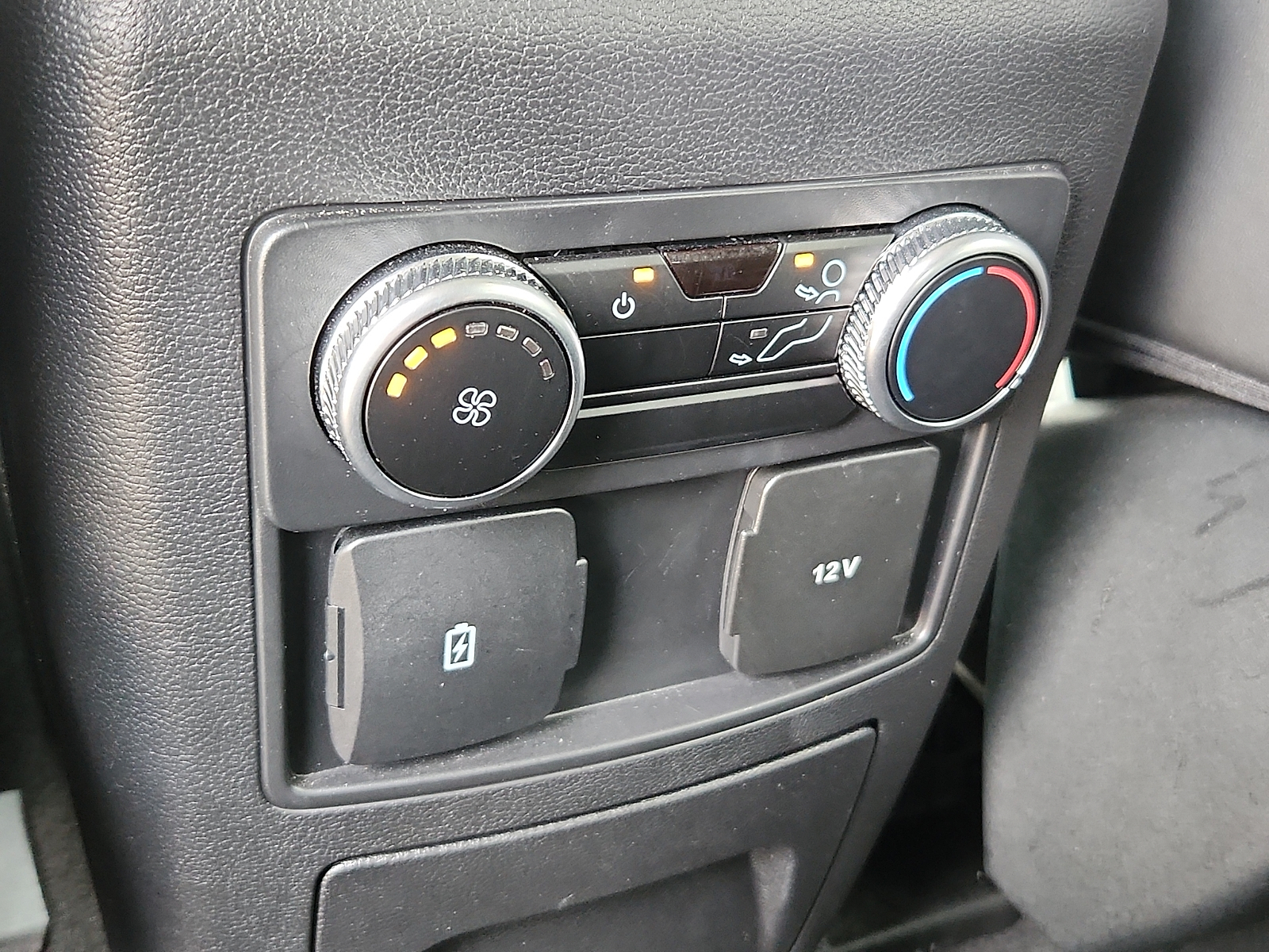 Used 2022 Ford Explorer - photo 23