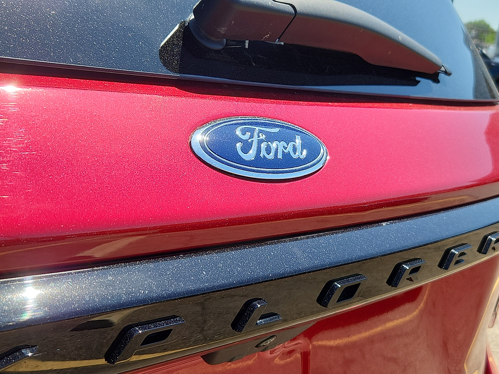Used 2025 Ford Explorer - photo 16