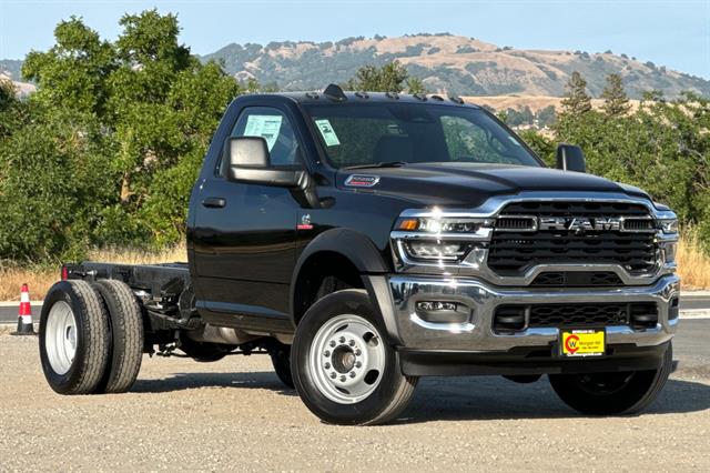 New 2025 Ram 5500 - photo 5