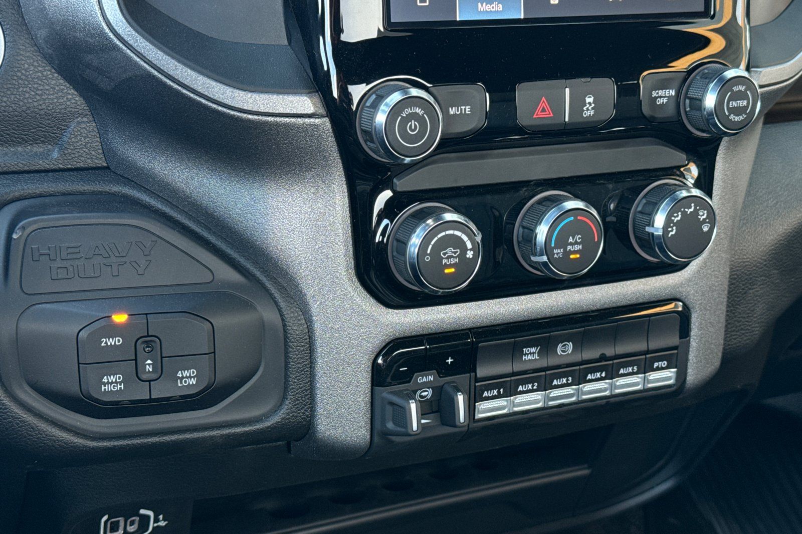 New 2025 Ram 5500 - photo 21