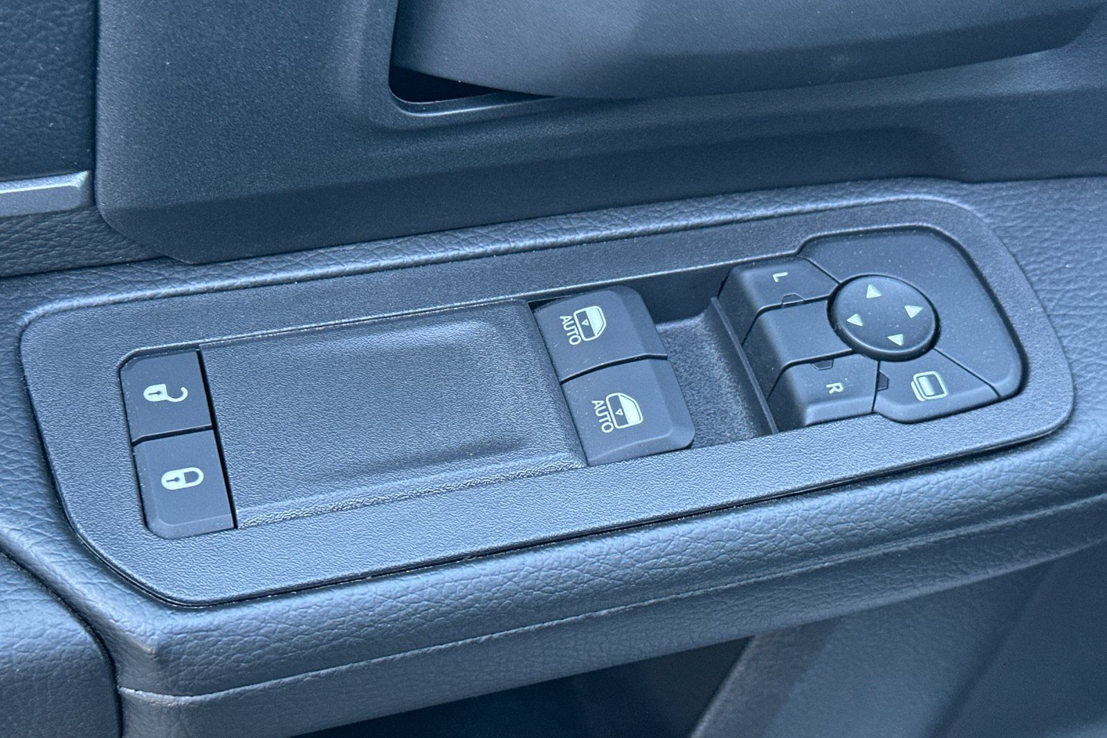New 2026 Ram 3500 - photo 15