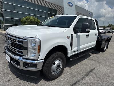 New 2025 Ford F-350 XL Crew Cab 4x4 9' 4" CM Truck Beds Steel Flatbed Truck with Gooseneck Hitch for sale #25T49115 - photo 2