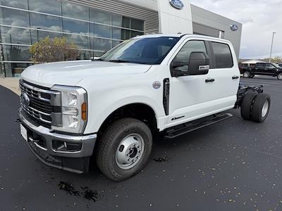 2026 Ford F-350 Crew Cab DRW 4WD Cab Chassis for sale #T19884 - photo 2