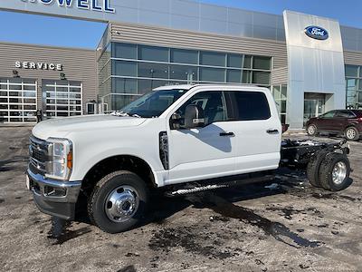 2026 Ford F-350 Crew Cab DRW 4WD Cab Chassis for sale #T33882 - photo 1