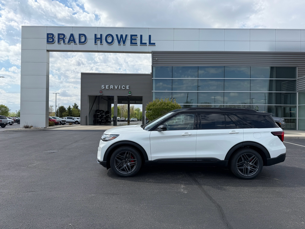New 2026 Ford Explorer - photo 1