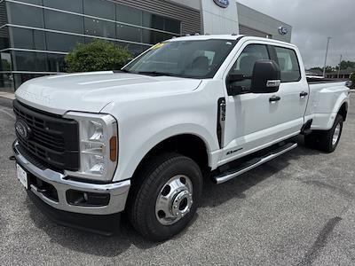 2025 Ford F-350 Crew Cab DRW 4x4 Pickup for sale #T59939 - photo 2