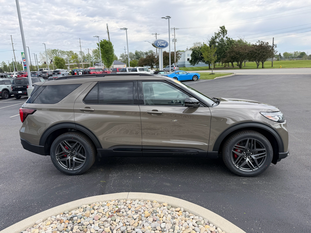 New 2026 Ford Explorer - photo 7