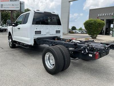 New 2025 Ford F-350 Super Cab Cab Chassis for sale #T71974 - photo 2
