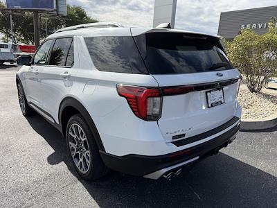 2025 Ford Explorer 4WD SUV for sale #TA35737 - photo 2