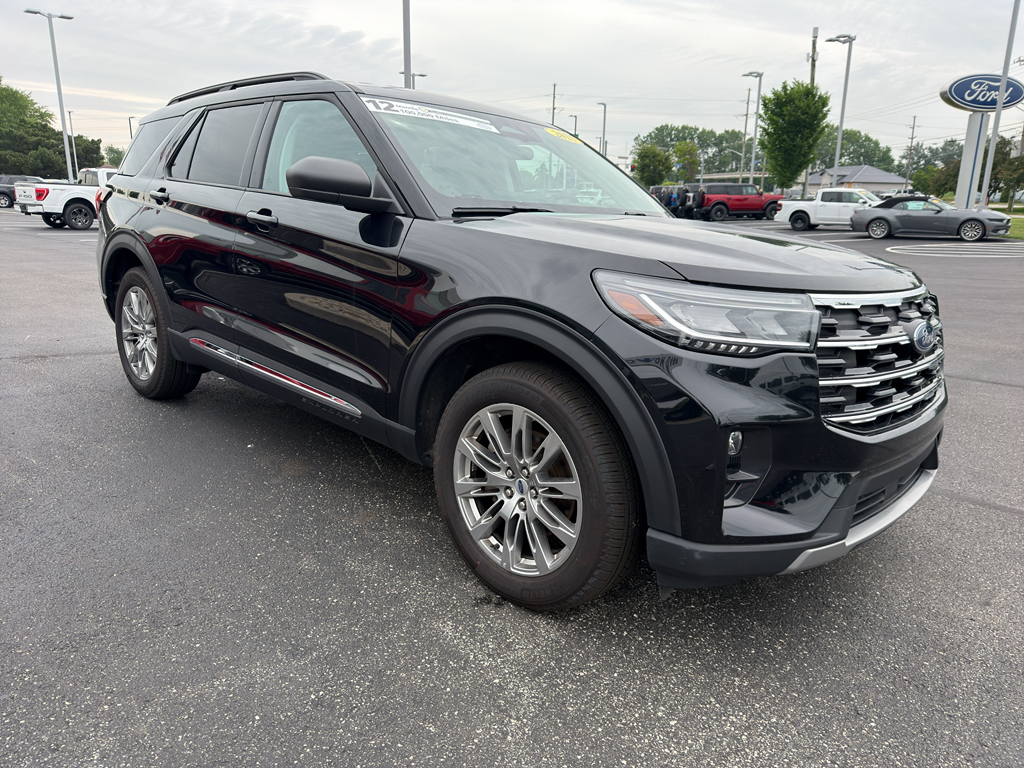 Used 2025 Ford Explorer - photo 6