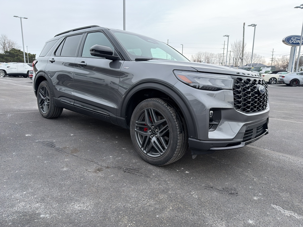 Used 2025 Ford Explorer - photo 7