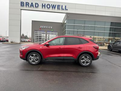 Used 2025 Ford Escape - photo 1