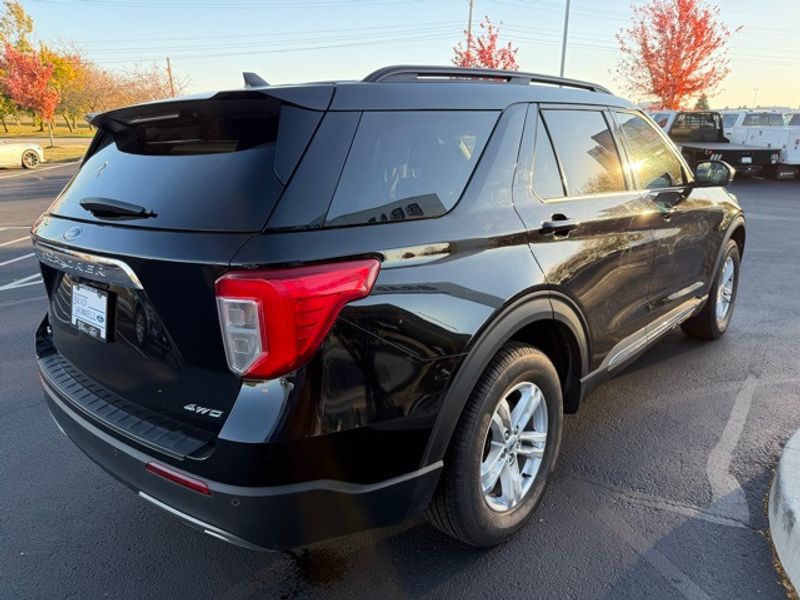 Used 2023 Ford Explorer - photo 9