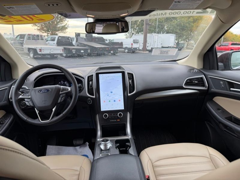 Used 2022 Ford Edge - photo 11
