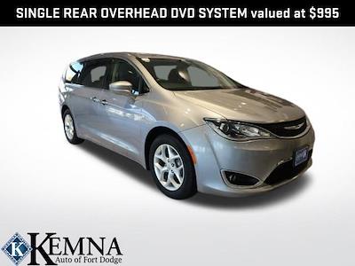 2018 Chrysler Pacifica FWD Minivan for sale #28299A - photo 1