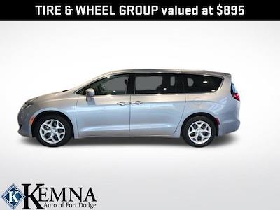2018 Chrysler Pacifica FWD Minivan for sale #28299A - photo 2