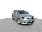 Used 2017 Chrysler Pacifica Touring L Minivan for sale #32167FB - photo 6