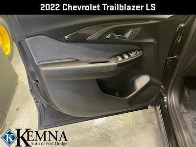 2022 Chevrolet Trailblazer FWD SUV for sale #42081FB - photo 2