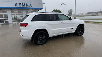 Used 2018 Jeep Grand Cherokee Laredo 4WD SUV for sale #50451FB - photo 2