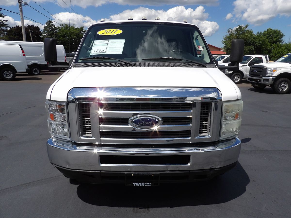 Used 2011 Ford E-450 - photo 6