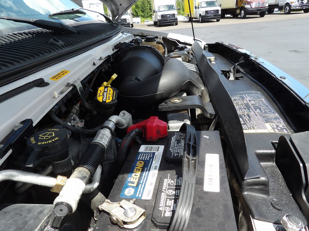 Used 2011 Ford E-450 - photo 15