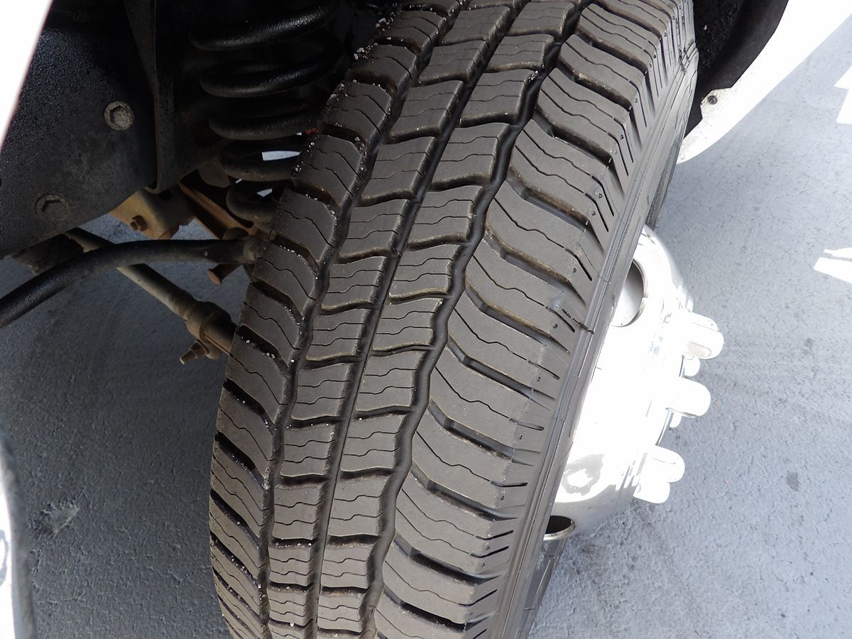 Used 2011 Ford E-450 - photo 16