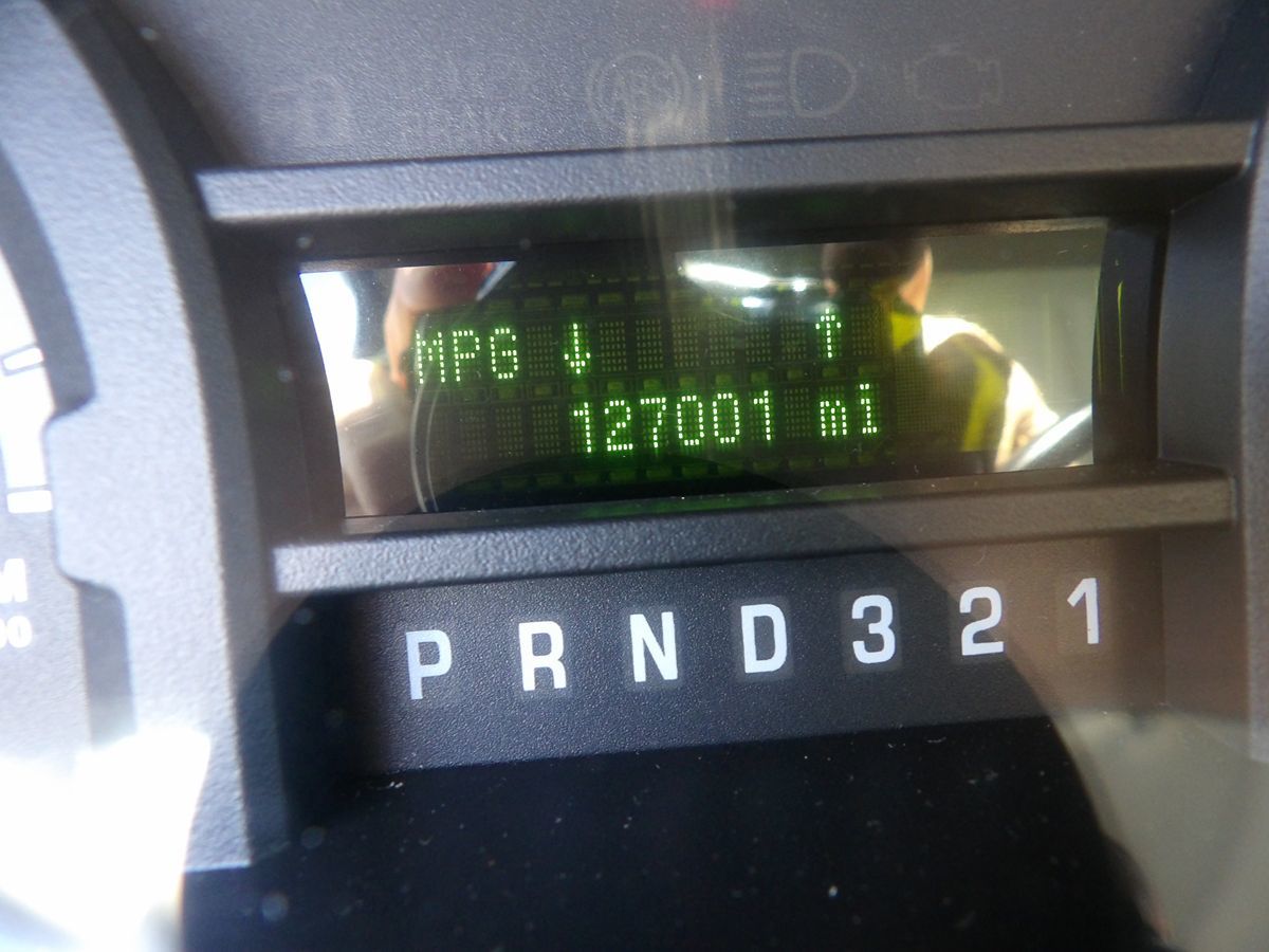 Used 2011 Ford E-450 - photo 22