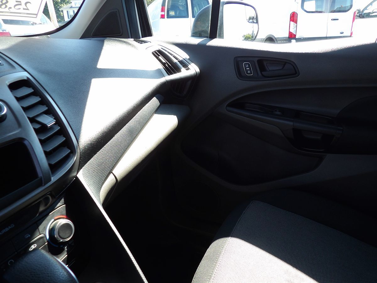 Used 2022 Ford Transit Connect - photo 26