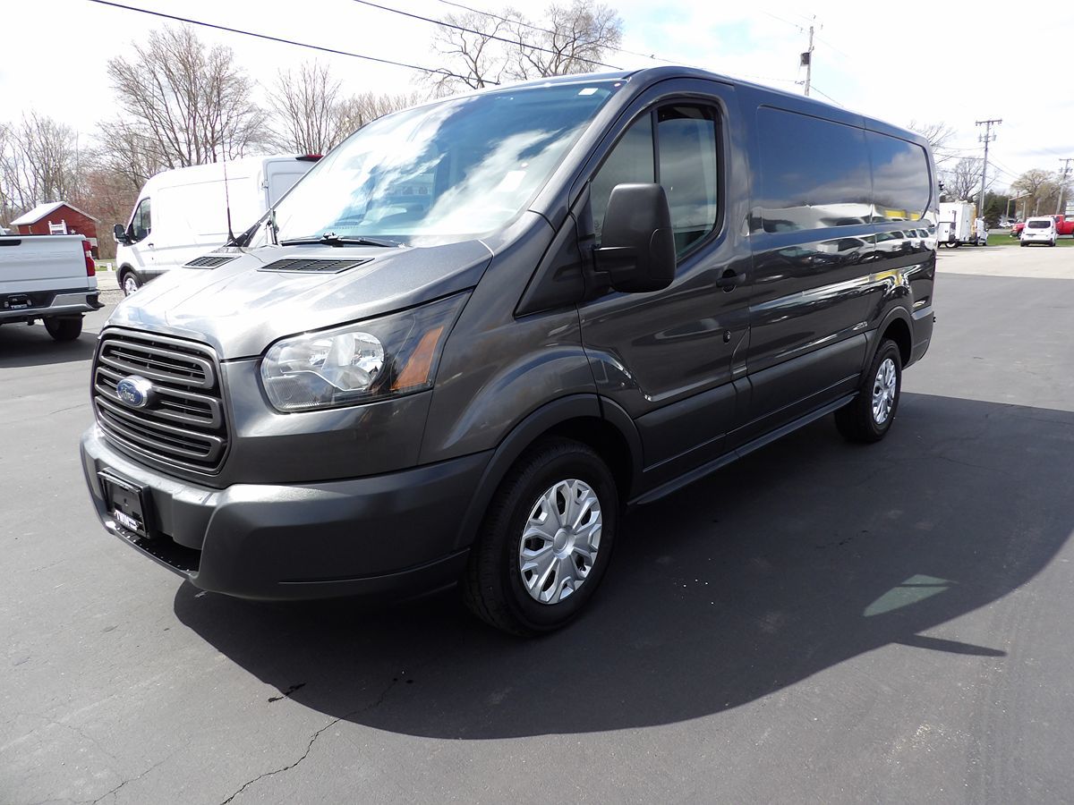 Used 2016 Ford Transit 150 - photo 5