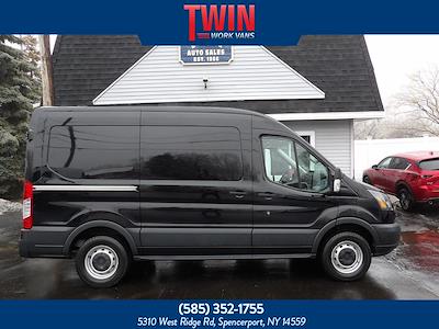 Used 2017 Ford Transit 250 - photo 1