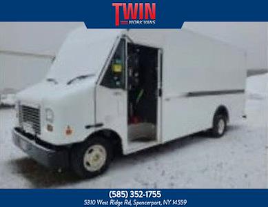 Used 2023 Ford E-450 - photo 1