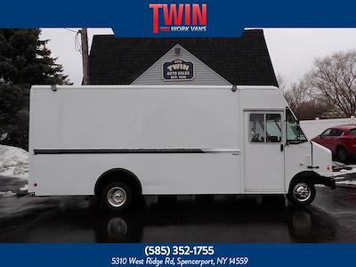 Used 2023 Ford E-450 - photo 1